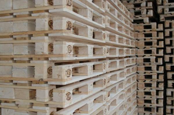 EPAL wood pallets